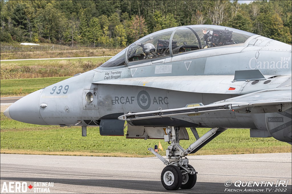 CF-188D Hornet Demo Team CF-18D Royal Canadian Air Force Aero Gatineau Ottawa QC Airshow Meeting Aerien Canada 2022