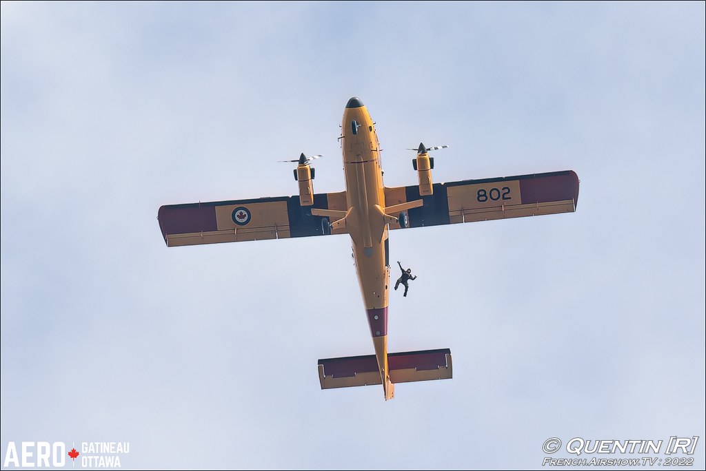 SkyHawks parachute Canadian Armed Forces Aero Gatineau Ottawa QC Airshow Meeting Aerien Canada 2022