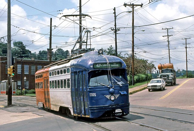PATCO, Pittsburgh: PCC Car 1705 in Castle Shannon