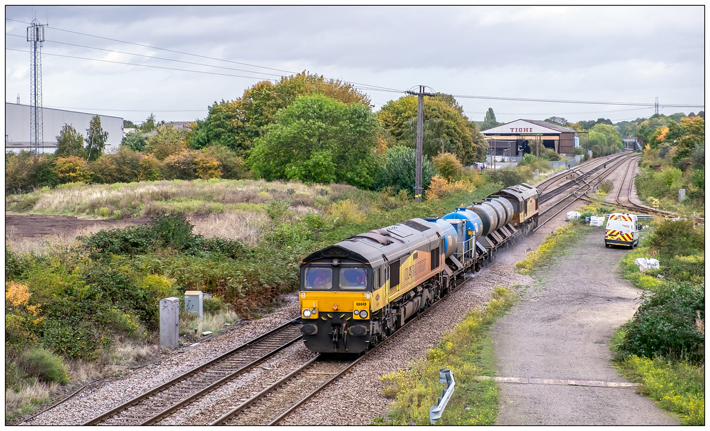 66849 tnt 66847 | After reversal at Stainforth, 66849 leads … | Flickr