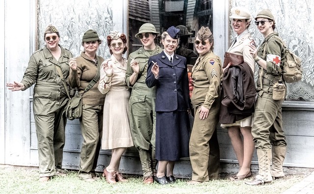Military Women - 1940s Style