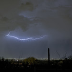 5. Oktoober 2022 - 19:09 - Lightning jumping from cloud to cloud