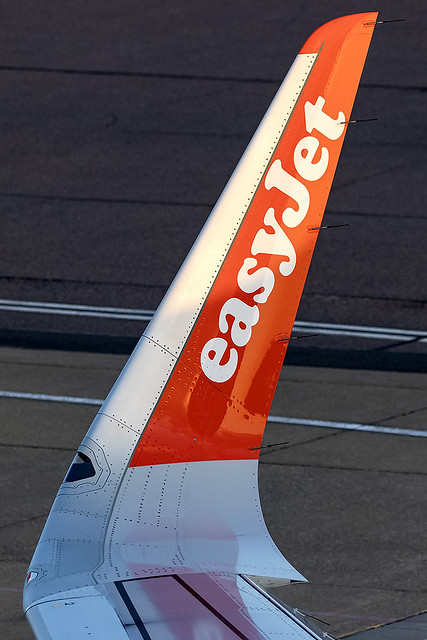 G-UZHR easyJet Airline A320neo Winglet London Luton Airport