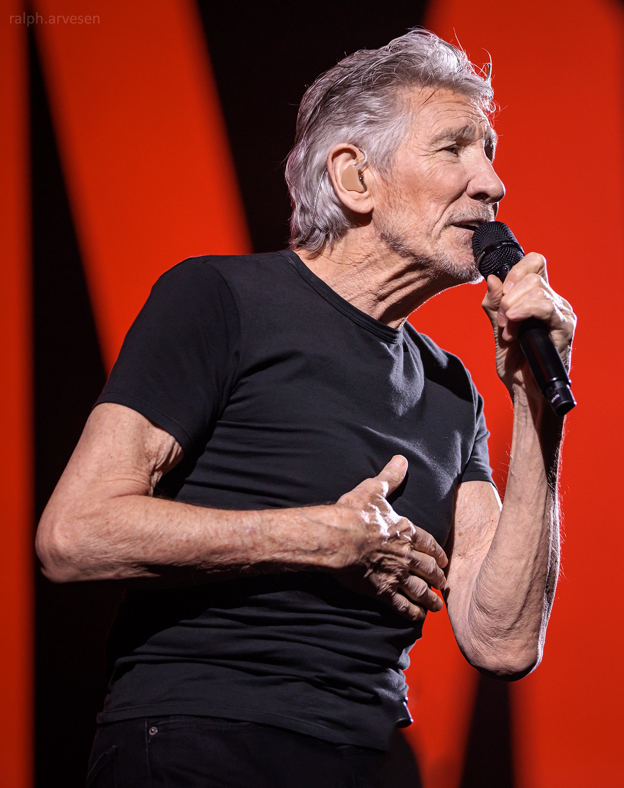 Roger Waters | Texas Review | Ralph Arvesen