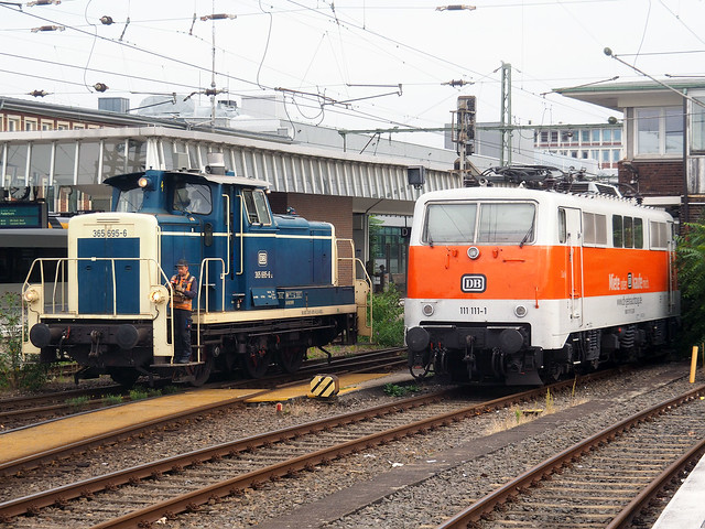 Aggerbahn 365 695 & DB 111 111