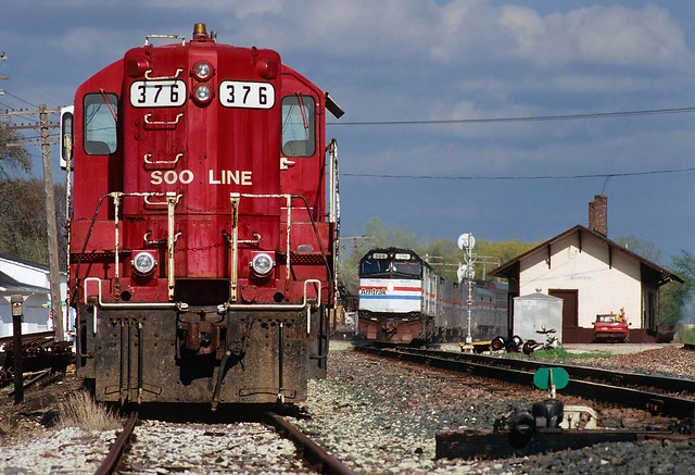 Soo GP7 and train 7