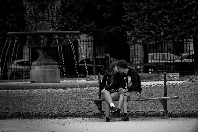Le baiser...de la Place des Vosges