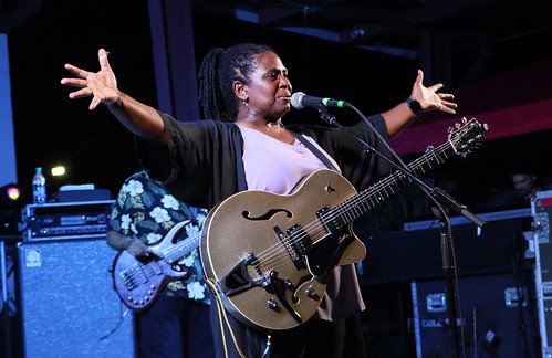Ruthie Foster at Bogalusa Blues & Heritage Fest, Sep. 2022. Photo by Demian Roberts.