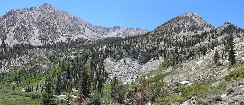 Panorama view from the Kearsarge Pass Trail as I headed down to my car in Onion Valley
