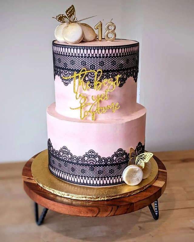 Cake by BlueHouse Confections