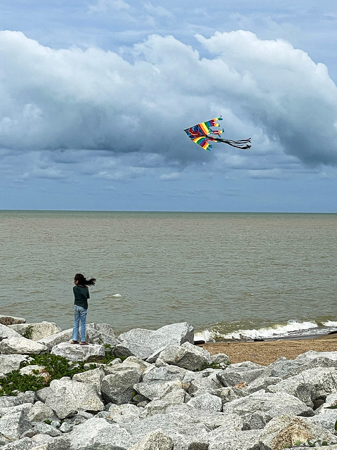 Kite Flying , Pantai Cahaya Bulan , Kelantan