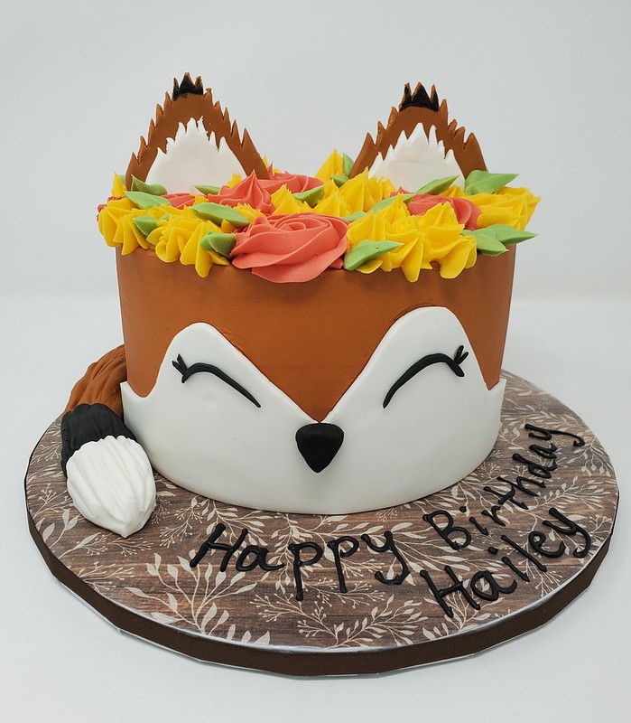 Cake by Hana Hou Cakes