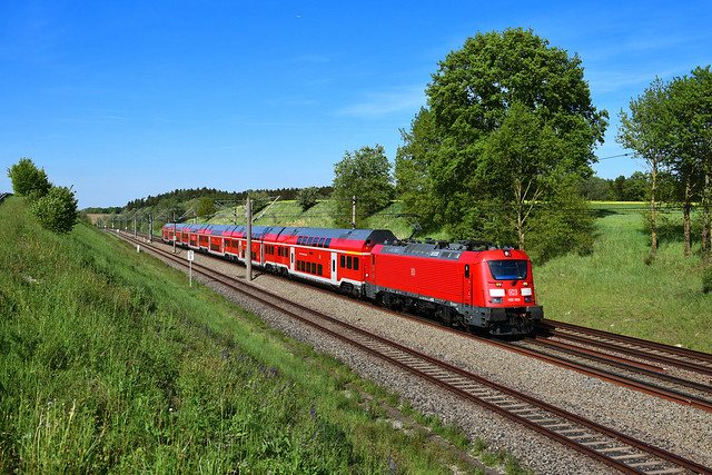 102 002-3 Škoda I DB Regio I RE 4029 I Vierkirchen (16135)