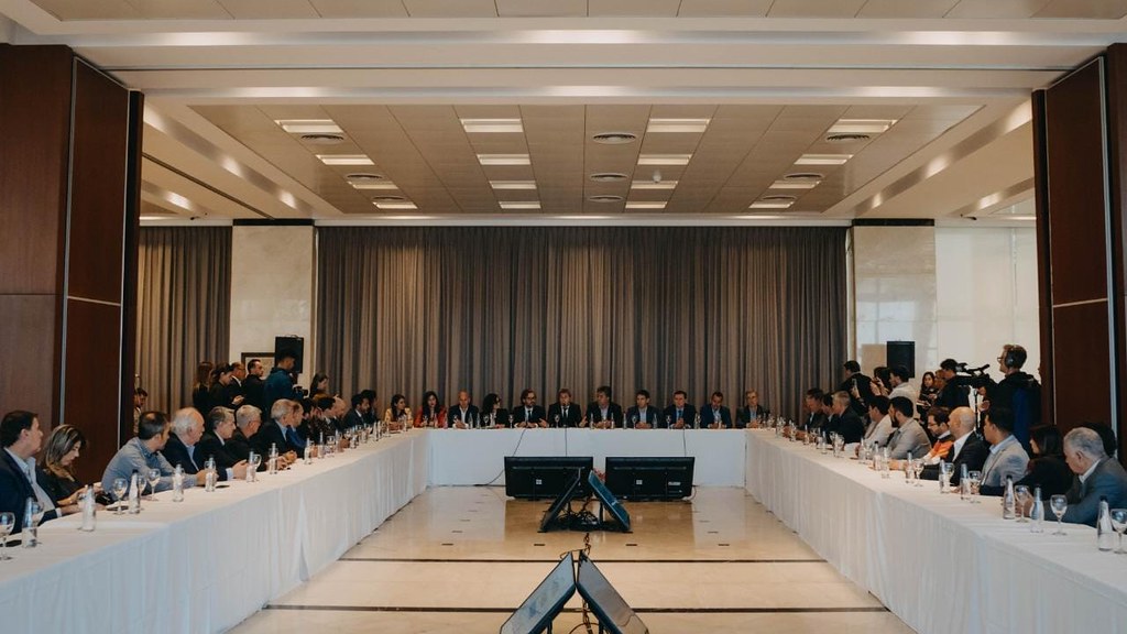 2022-10-13 PRENSA: Sergio Uñac y el ministro Santiago Cafiero participaron en un encuentro sobre comercio exterior