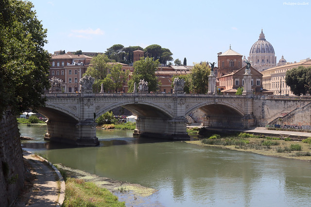 Ponte Vittorio Emanuele II, Roma