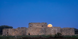 camber castle full moon rise 039