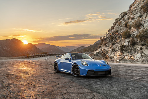 gmg-racing-911-gt3-front-sunset
