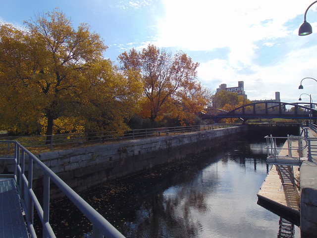 Lachine Canal in the Fall (1)