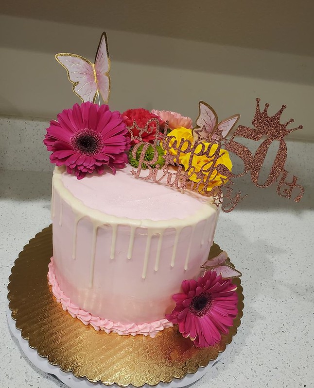 Cake by Paula´s Cake & Bakery