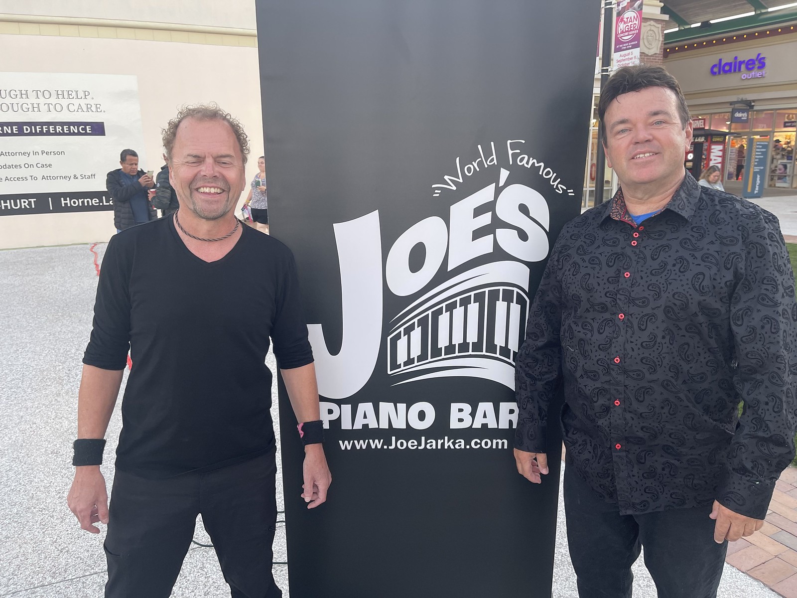 Tanger Concert Series with Joe's Piano Bar featuring Dueling Pianos