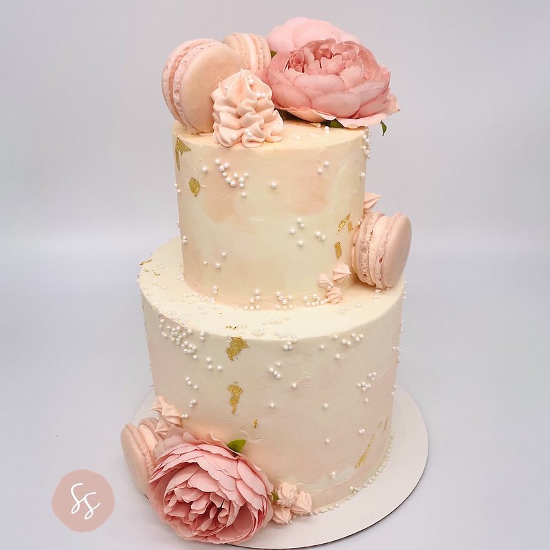 Cake by Savoring Sweets