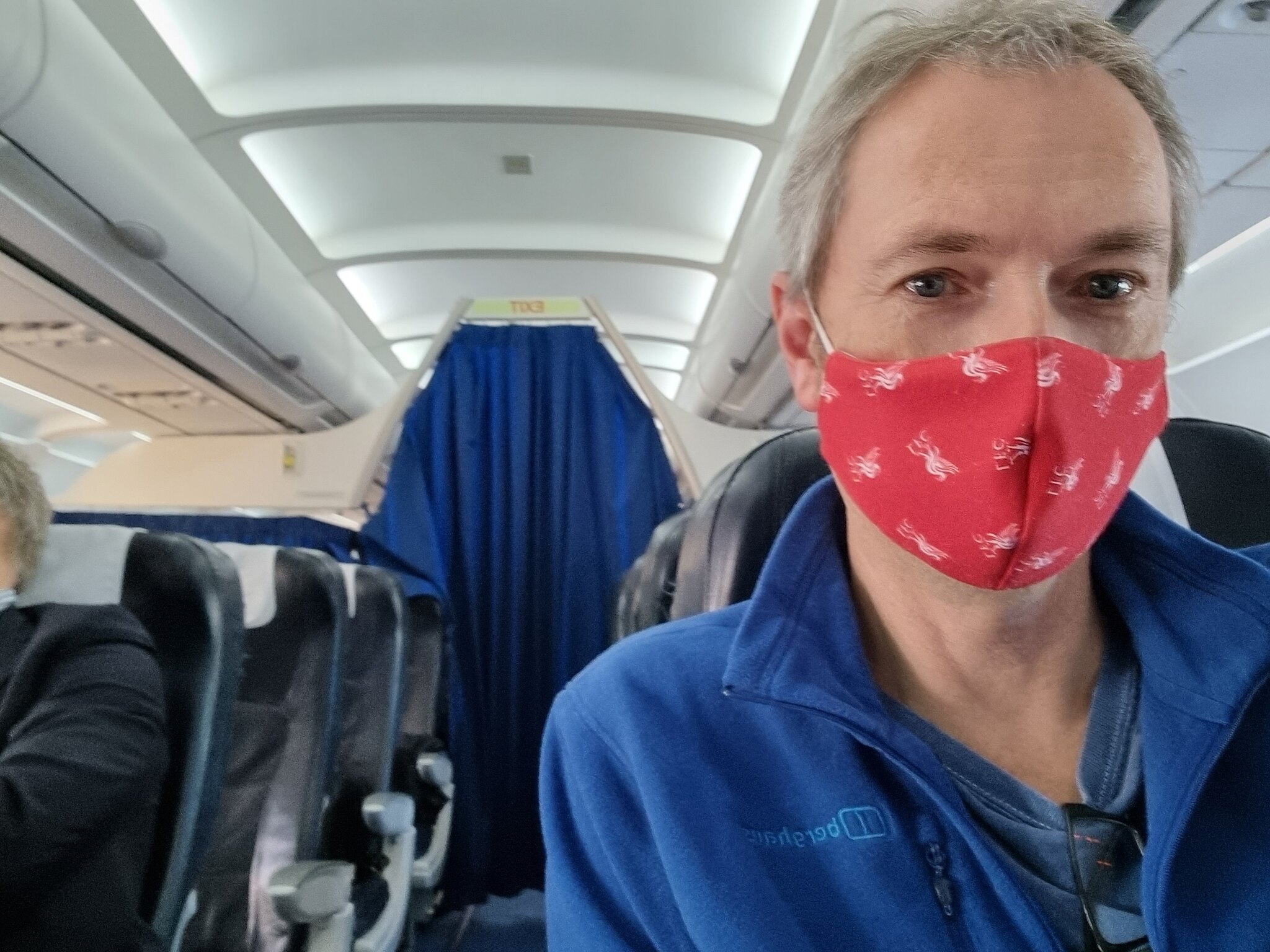 Covid requirements for masks onboard flights continue
