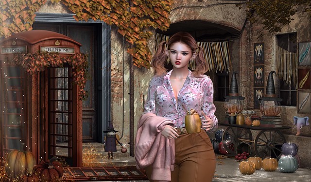 Look 2350 -  Fallen Leaves and Warm Drink