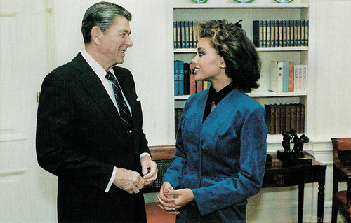 Ronald Reagan and Vanessa Williams at the White House