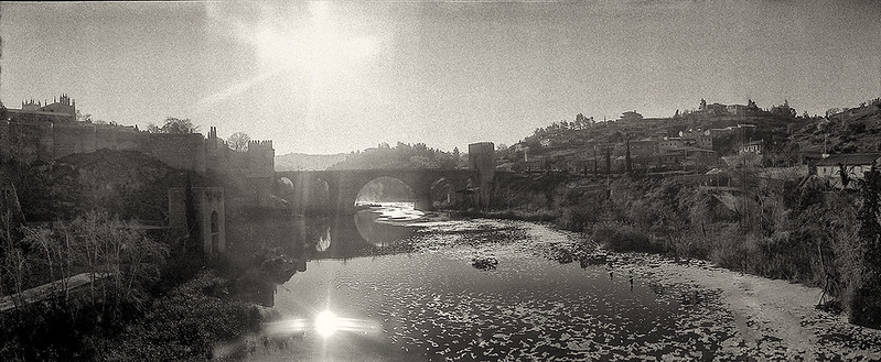 Río Tajo y Puente de san Martín. Fotografía de Roberto Gómez