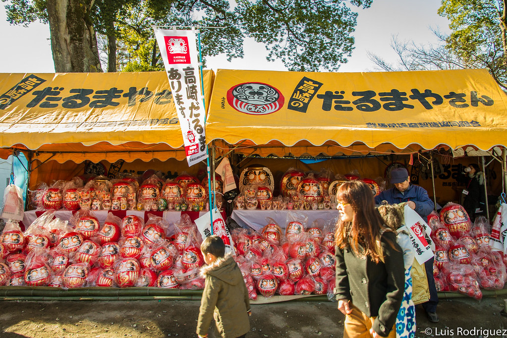 El festival Daruma-ichi de Takasaki es perfecto si quieres comprar daruma