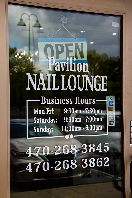 Pavilion Nail Lounge, Alpharetta, Georgia, Photo by Tuyen Chau