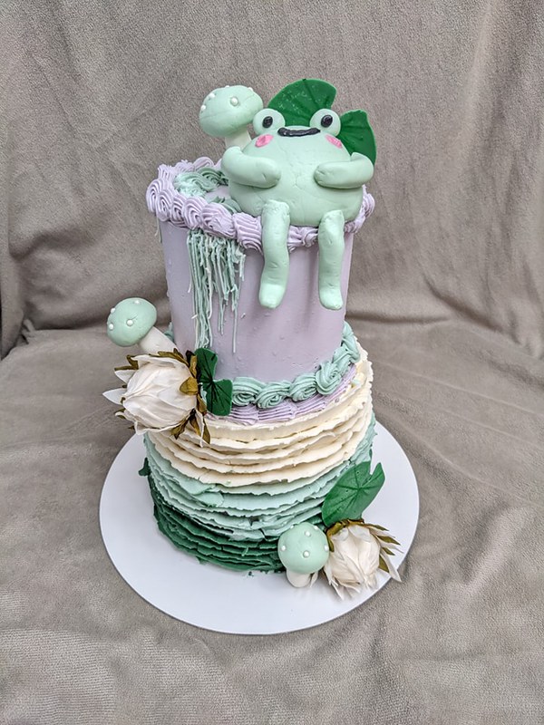 Cake by Katie's Cakes