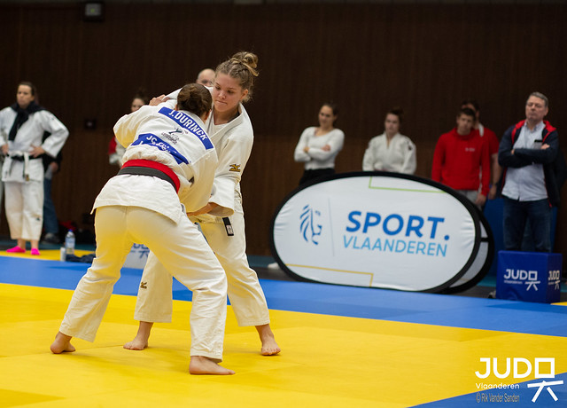 Femke De Bruyn (KJC Beveren) vs Jitske Durinck (Judo Cobra Lendelede)