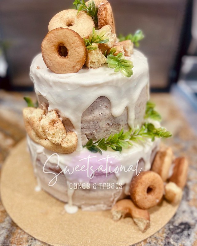 Cake by Sweetsational Cakes & Treats
