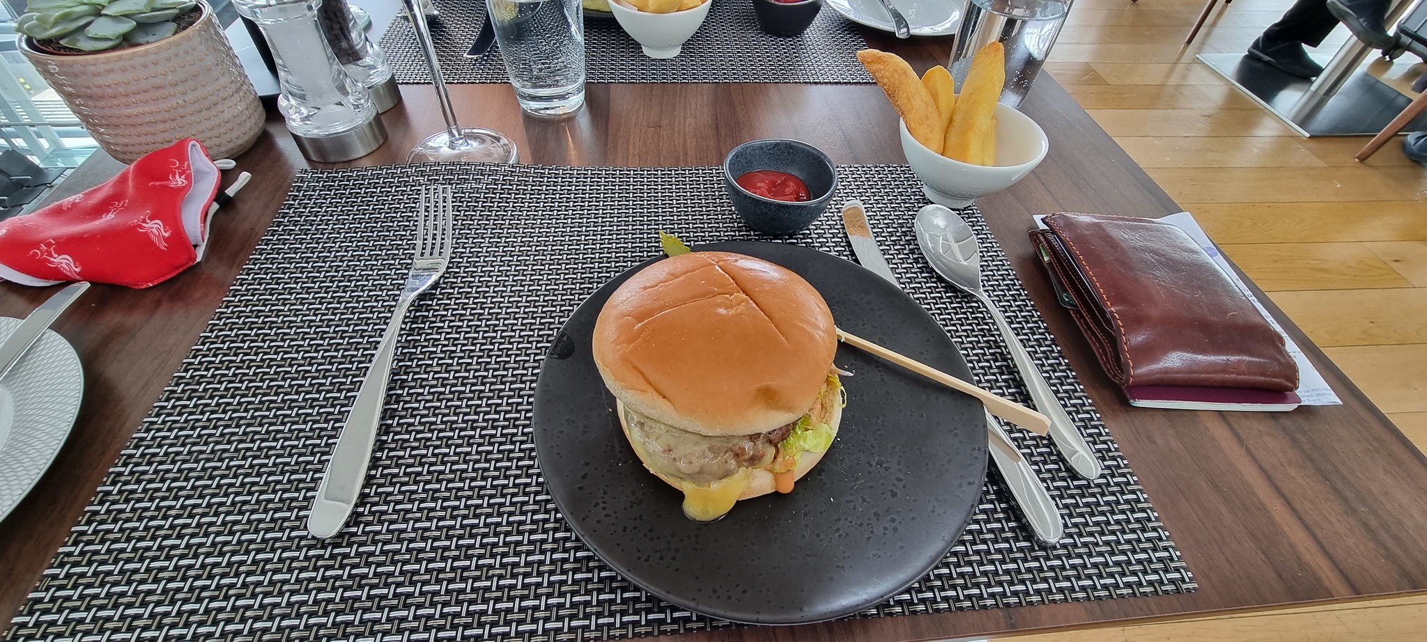 The BA Burger enjoyed in the CCR at Heathrow T5
