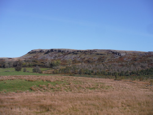 Rockface of Gwaun Cefnygarreg from road SWC Walk 401 - Storey Arms to Libanus or Circular (via Ystradfellte)
