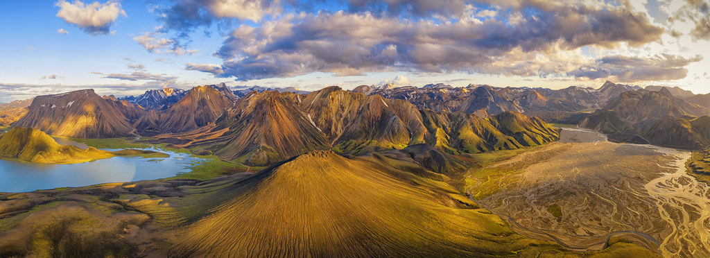Overlooking Iceland Highlands