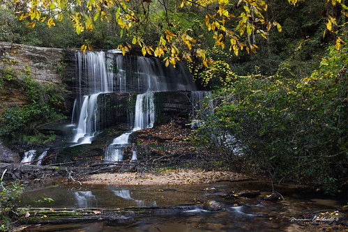 canon eos r5 ef1635mm f4l is usm harmon caldwell long creek fall wilderness forest autumn leaves landscape exposure water waterfall outdoor nature south carolina falls