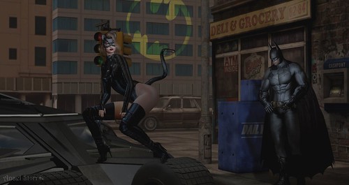 Virtual Trends: Catwoman