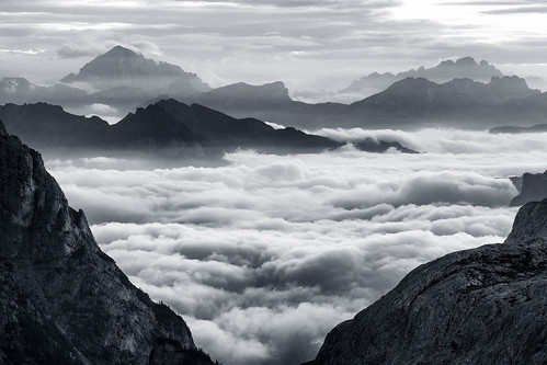 italy sanmartinodicastrozza hiking landscape mountains mountainscape nature outdoor pala paledisanmartino dolomites blackandwhite bnw monochrome cloudinversion lowclouds cloudy rocks peaks view scenic sky sunrise morning cloudscape