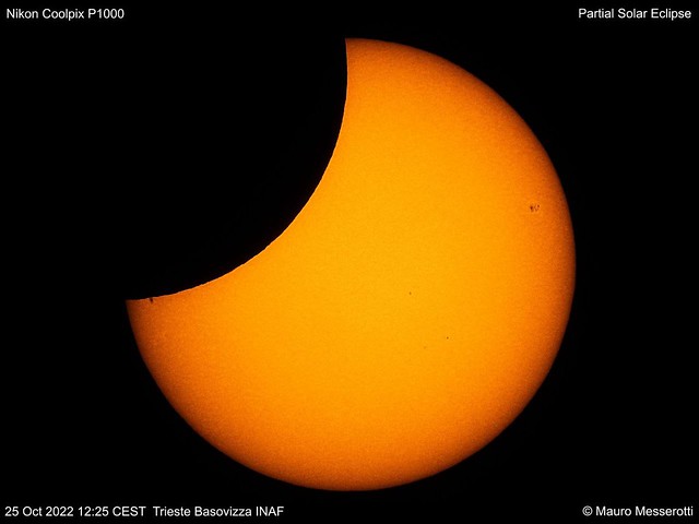 Eclissi parziale di Sole - INAF Trieste