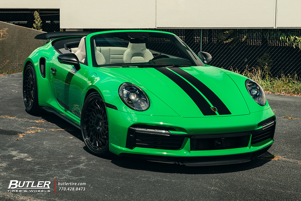 Porsche 992 Turbo S Cab with 22in Vossen ML-R2 Wheels and … | Flickr