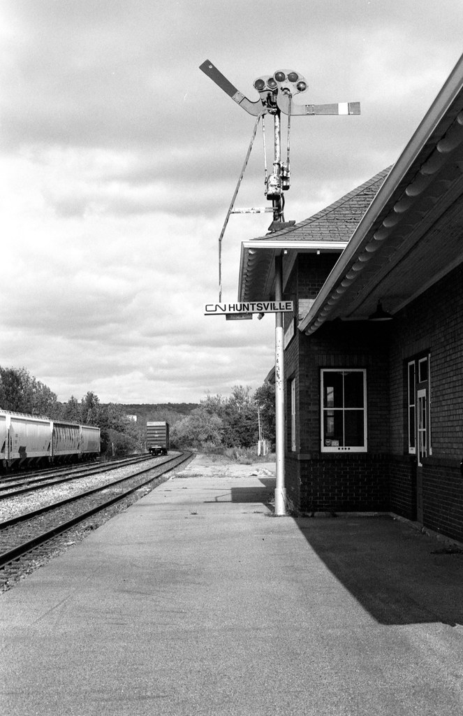 Huntsville Station Platform
