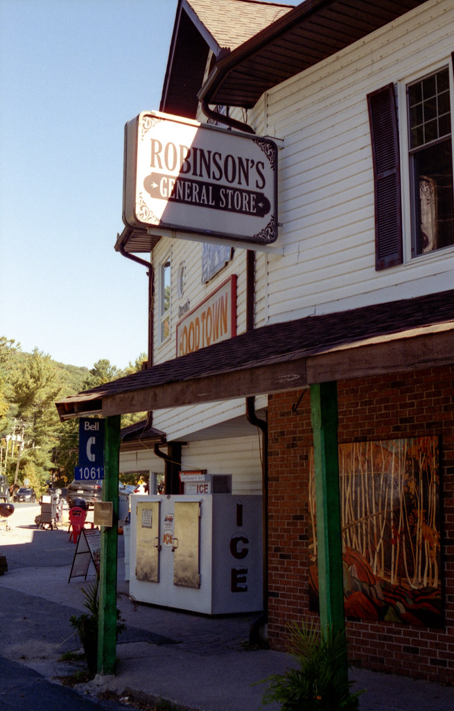 Robinson's General Store Oct 2022