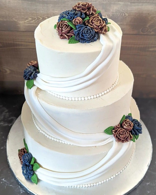 Wedding Cake by Seymour Munchmore's