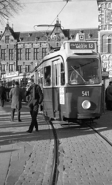 De tram rokende trambestuurder