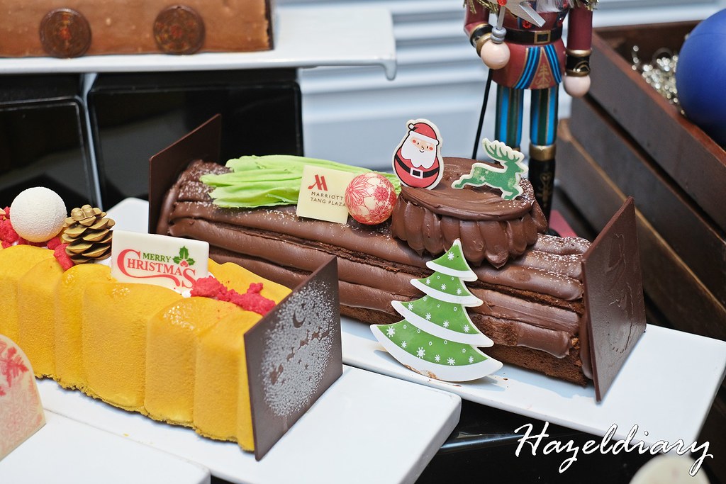 Christmas Log cake-Singapore Marriott Tang Plaza