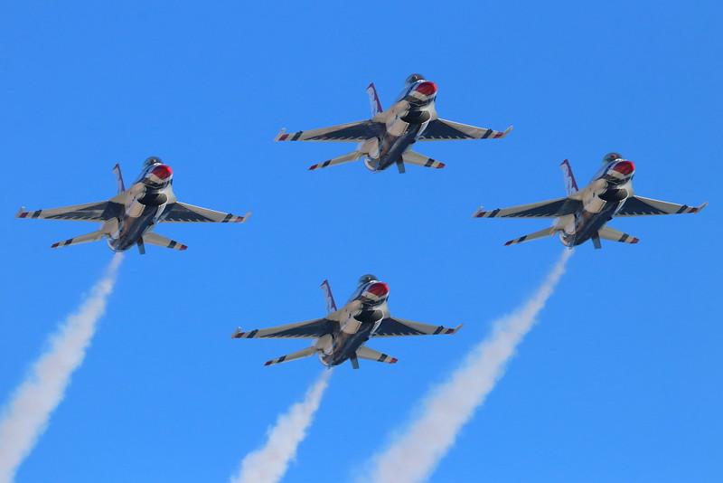 IMG_1436 USAF Thunderbirds, Pacific Airshow