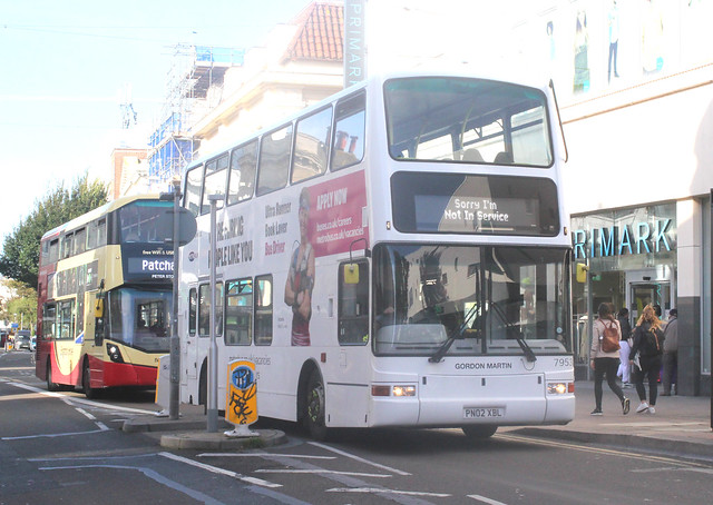 Go Ahead . Brighton & Hove . 7953 PN02XBL . Western Road , Brighton . East Sussex . Wednesday morning 26th-October-2022.