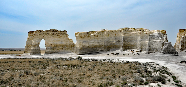 Natural arch developed in chalk & impure chalk (Smoky Hill Chalk Member, Niobrara Formation, Upper Cretaceous; Monument Rocks, Kansas, USA) 2
